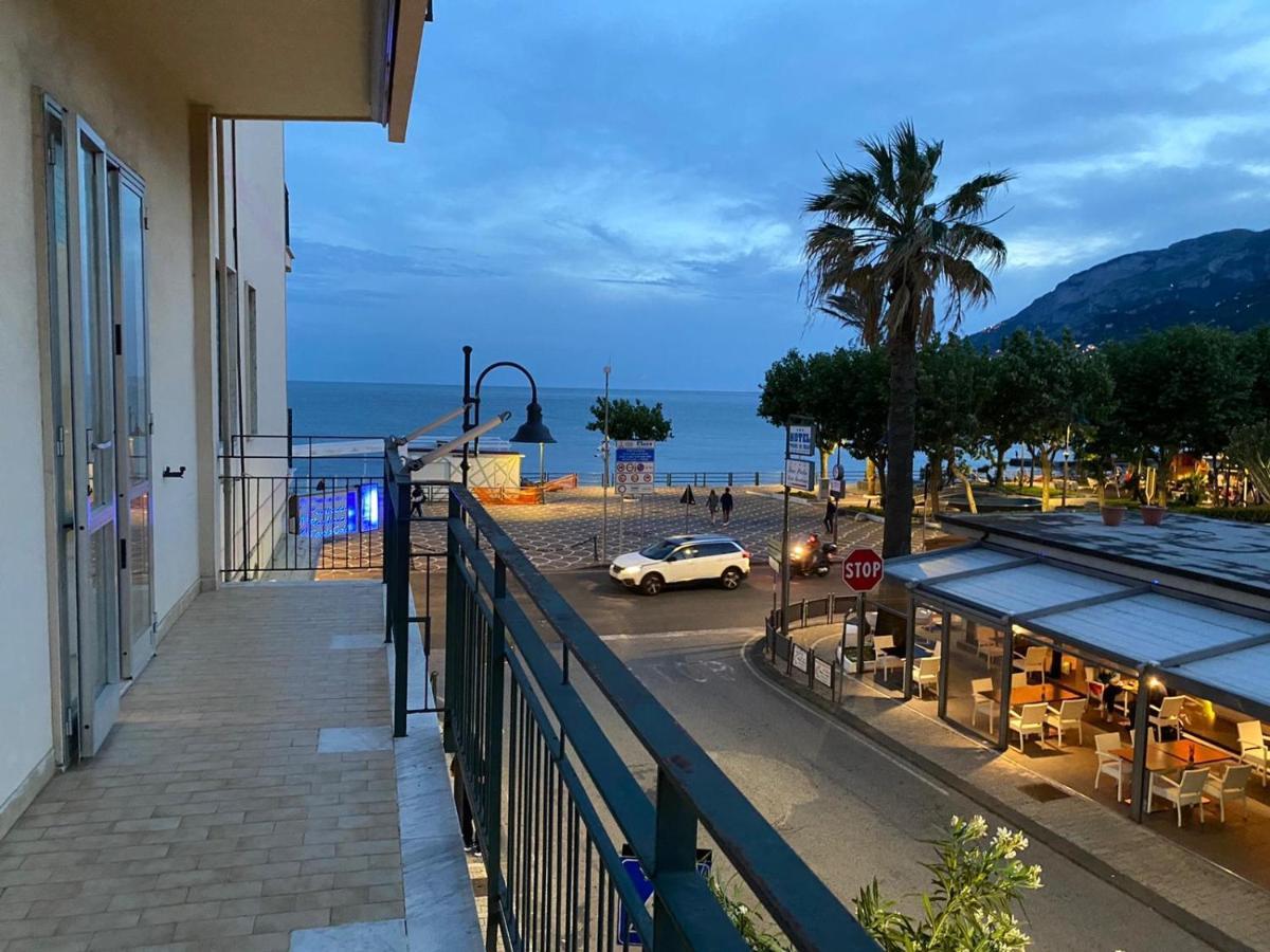 La Casa Lungo Il Mare Διαμέρισμα Maiori Εξωτερικό φωτογραφία